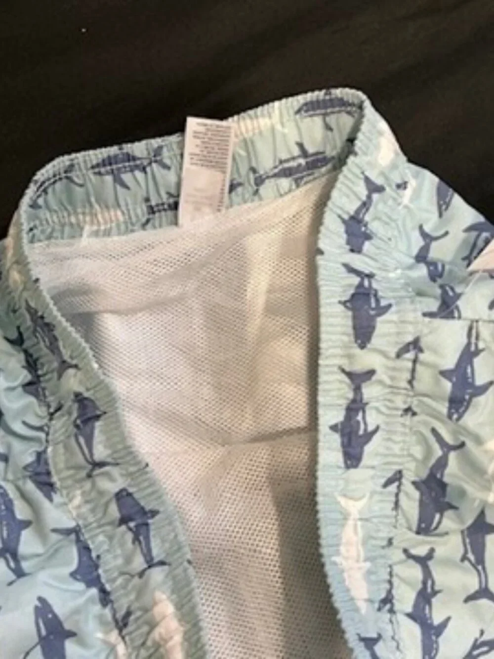 Men's board shorts / swim shorts, size Medium, New with tag NWT
